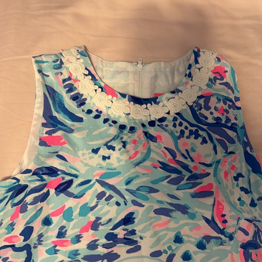 Girls Lilly Pulitzer shift dress - Picture 2 of 5